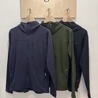 你以为的毛衣其实是抓绒，你以为的抓绒可能不是Polartec：火柴棍秋冬中层，先对型号、价位和吊牌