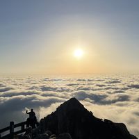 “泰山风景一般”吵上知乎：翻完UNESCO档案才发现，双遗产的牌桌上没给“风景”留位置——双节爬泰山先换对尺子