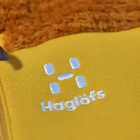 吊牌上都印着Polartec，名字却分了五种：火柴棍秋冬抓绒的三档价格和两个雷，对完账再下单