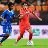 13分钟3球！王子铭破荒戴帽，17岁小将首秀，国足3-0马尔代夫迎主场首胜