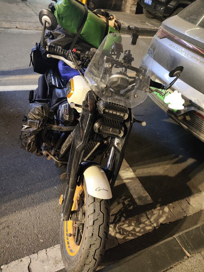 赛科龙摩托车整车