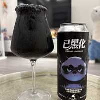 果泥啤酒为什么有人吹爆、有人喝一口就劝退？翻了小象、盒马、沃尔玛的评论区，口味和价格这样选不踩雷