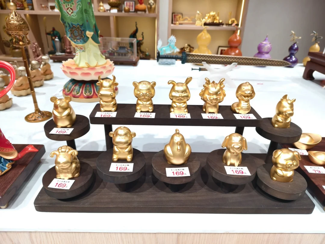 铜师傅卖爆1.25亿的周边，只赚到128万：股价跌80%、下周解禁，已上车的和想上车的该慌吗？