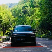 30万级六座SUV选谁？奕境X9全系标配华为智驾，家用场景选购指南