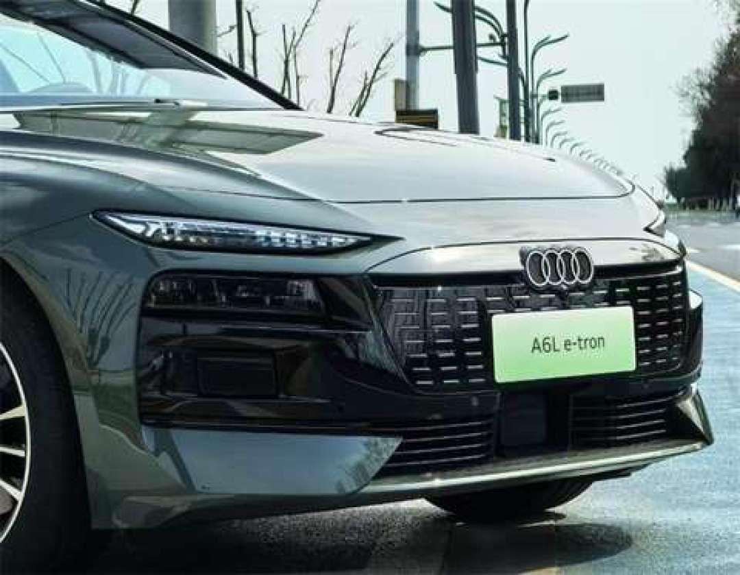 30万预算撞上三张价签：电A6L起步30.98万、燃油A6L现车25.38万、字母标E5一口价20.59万——PPE试驾口碑周，签单前先对完全网这份清单