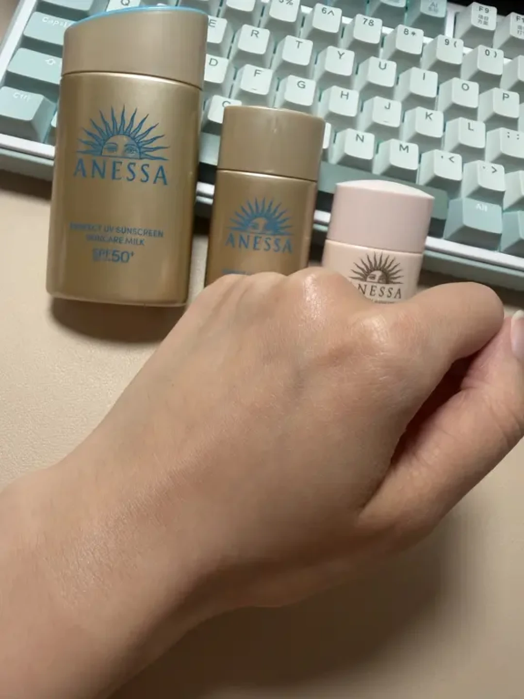 夏天安热沙的