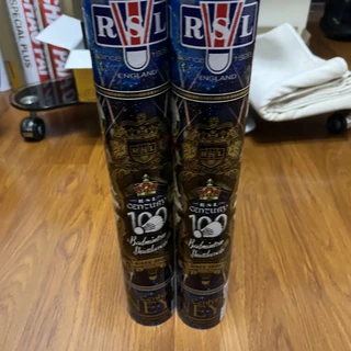 亚狮龙最贵的球跌下神坛：百年纪念款Century从400跌到168，和亚U掰手腕，这颗“挑球馆”的球到底值不值