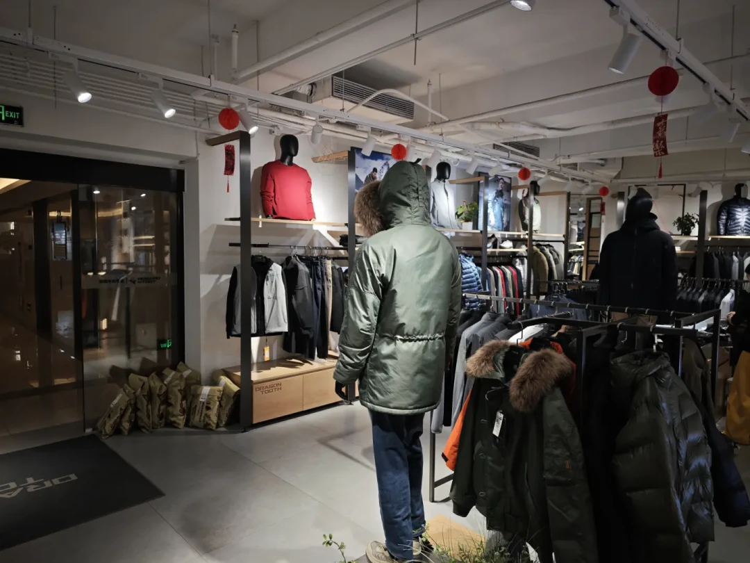 龙牙棉服一次讲透:买不买,看的不是温度表,是你动不动、出不出汗、洗不洗
