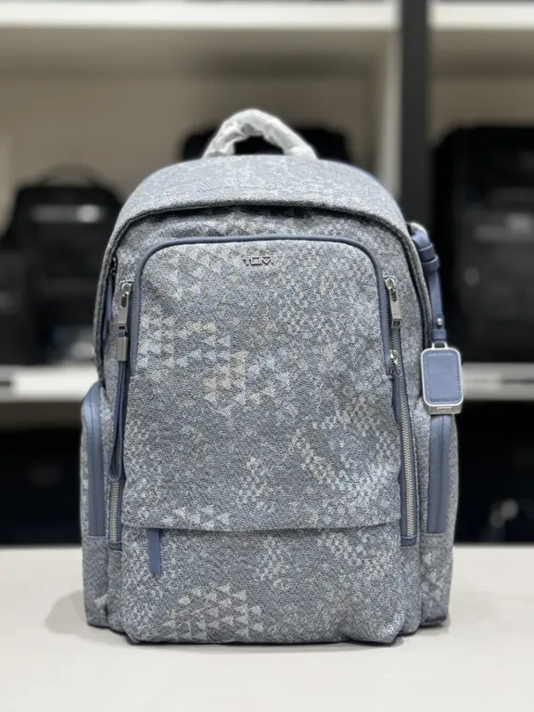 广佛场明天收尾、天津只剩4天:二十几条TUMI特卖帖拼完,档期、折扣基数、货池三笔账先对清