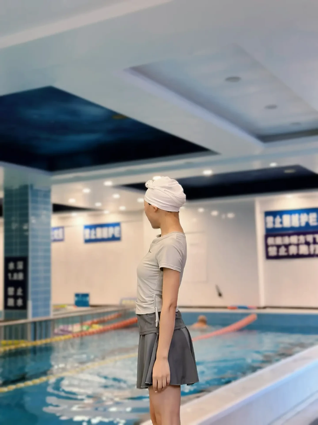 水里有秋凉意了:冬泳圈的“秋泳桥接期”窗口就在当下,这张水温·时长对照表和三条体检红线,看完再决定跟不跟