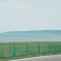 青海湖被围起来了，二郎剑也不卖线下票了：核完2份通报、7个价格样本和2350条评论，国庆环湖先改掉这4件事