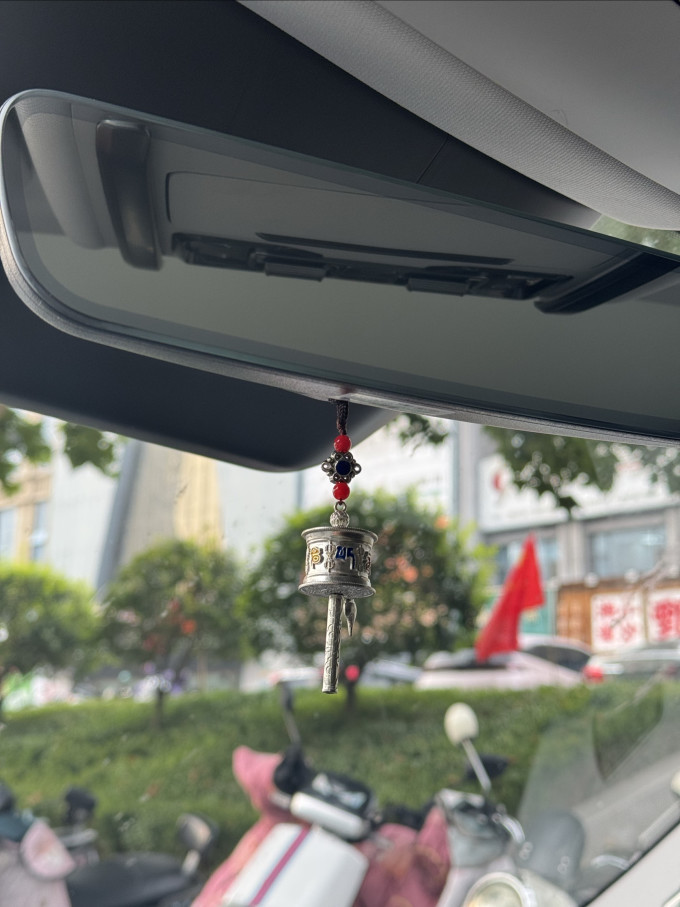 方程豹新能源车