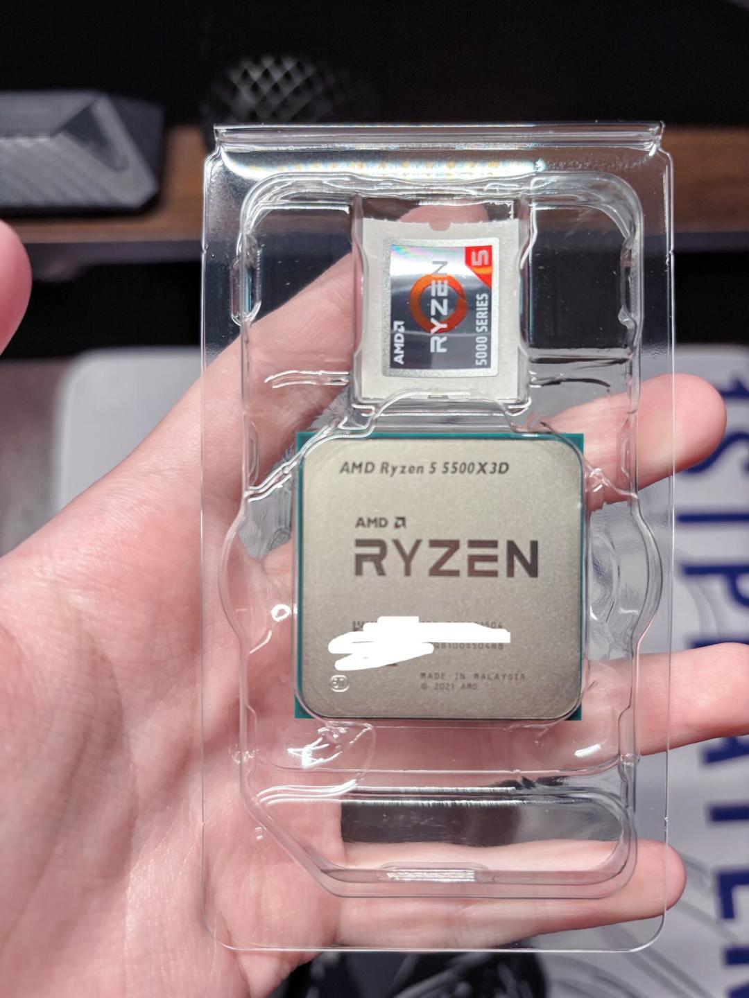 逃去老平台就躲过涨价了?DDR4报价反超DDR5一倍、5500X3D大幅上涨、12600KF冲高回落:四条逃生路线逐一算账,能走通的只剩两条