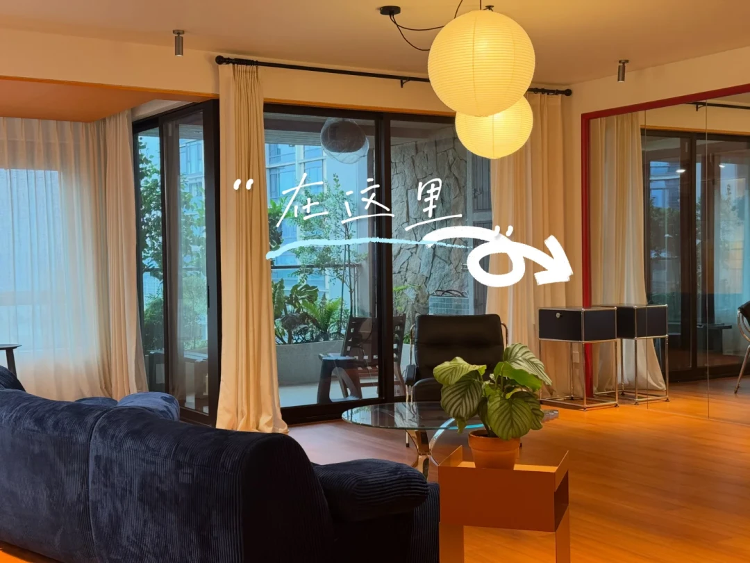 国庆一出门,就是智能鱼缸现形的时刻:我把14条当贝吐槽帖和40多条评论摆成一张表——599元的