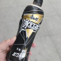 满冰柜“0糖”都在抢钱？老哥教你翻过配料表，3秒看穿无糖茶的溢价套路