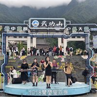 寒潮和武功山「失温诉讼」刷屏这周，国庆进山前先查衣柜：你的装备放着放着就过期了