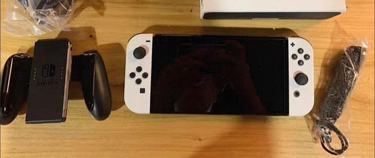 Switch OLED缓解长途出行枯燥感