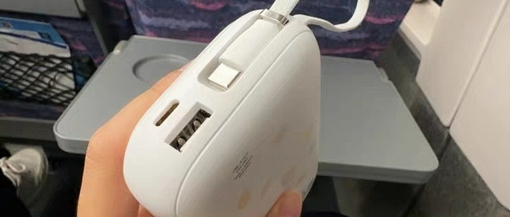 品胜20000毫安移动电源出门必备