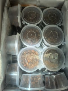 囤下来的咖啡豆喝不完：常温派和冷冻派吵了三年，其实是两拨人在错位对话