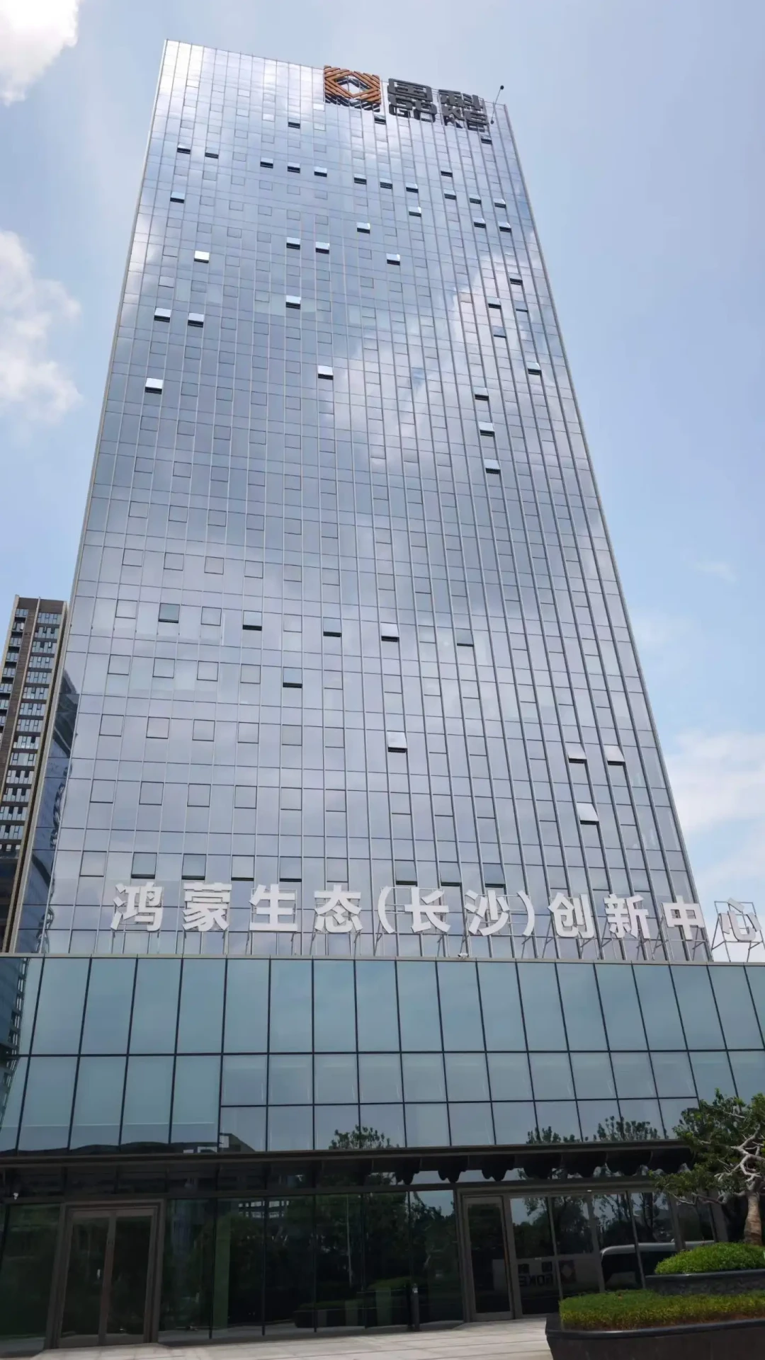 小米6翻过了“开源鸿蒙”的山:11天4条实机视频、6.1LTS把老机续命变成一条线——动手前先过时间表、三条路、一份清单