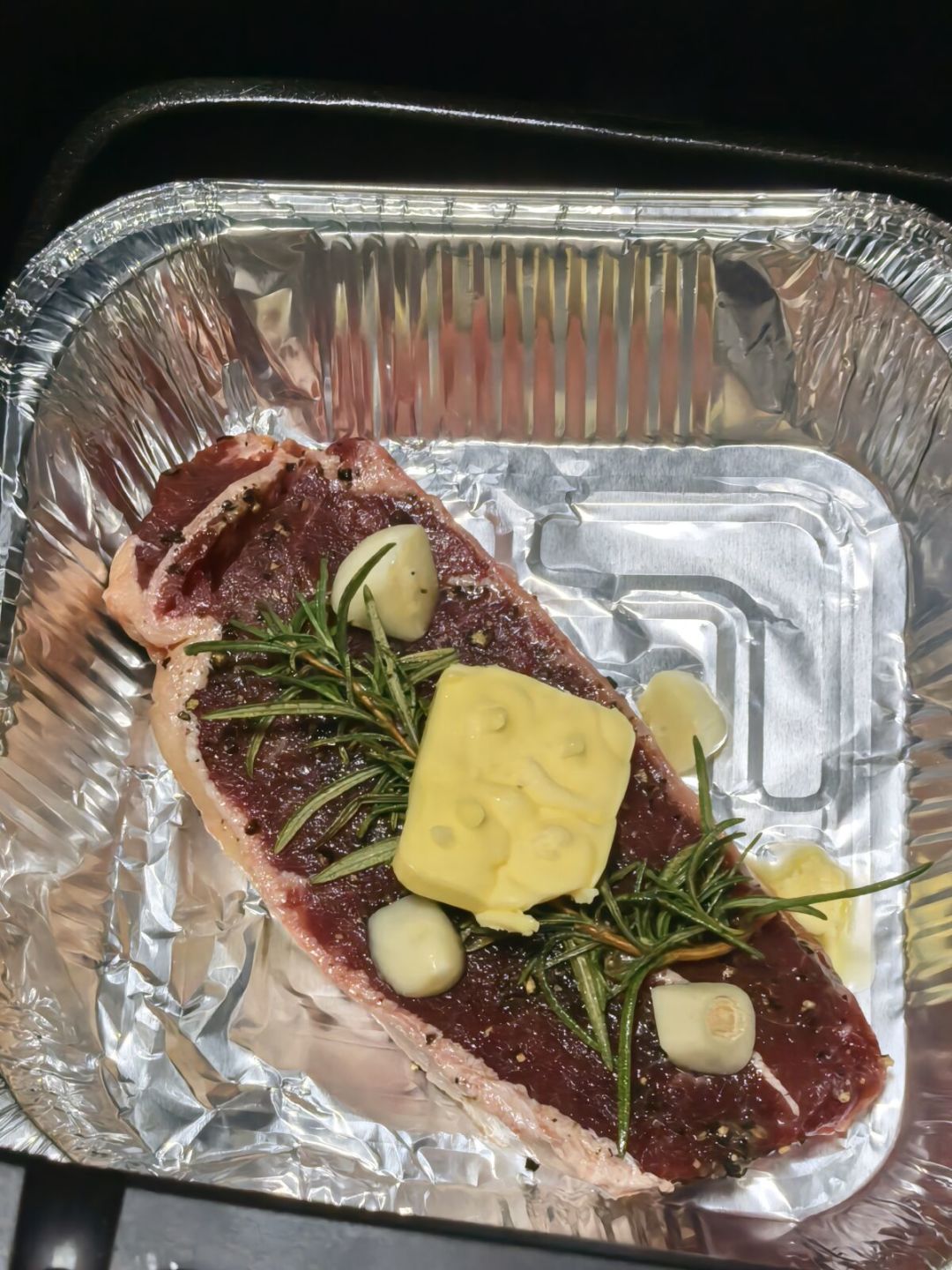 纯肉党开始为胆囊吵架:一派说吃油吃坏,一派说饿坏——我把两派话术和圈内实录对完,伤胆囊的