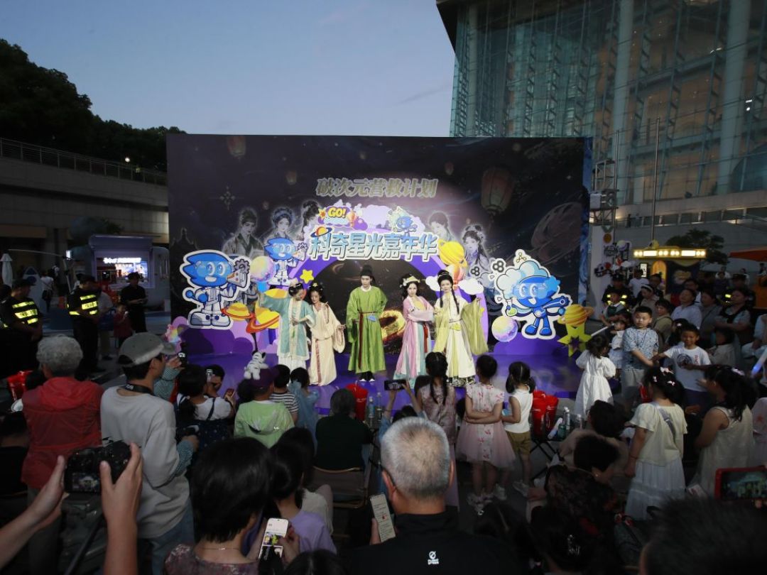 这周4个城市都在投诉:你买的旅拍