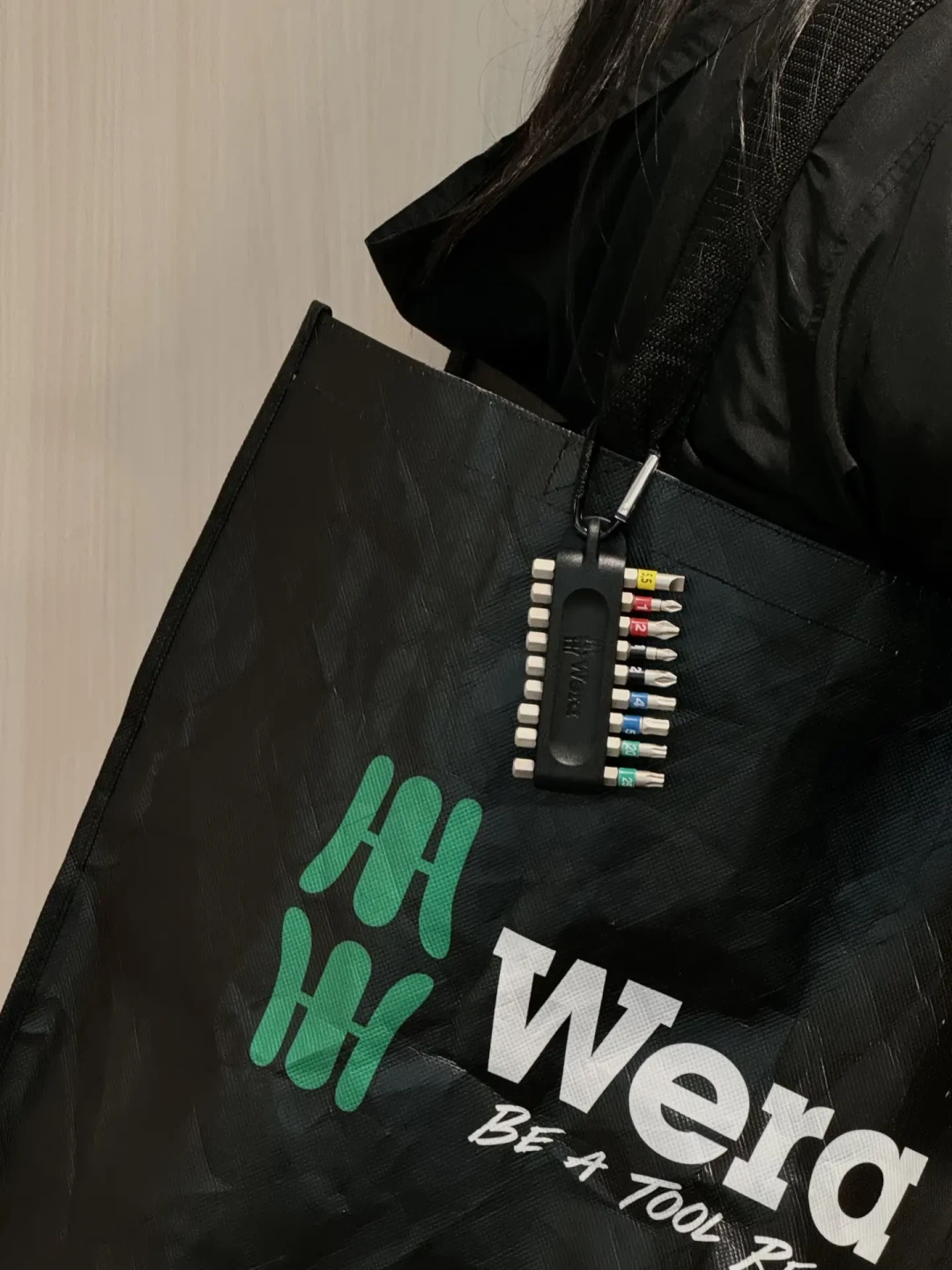 批头断在锁止槽就是
