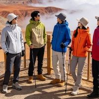 冲锋衣哪个品牌好，10款高性价比款式，专业登山硬核装备推荐
