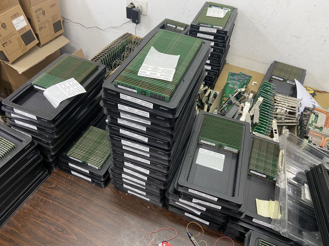 这轮涨价只烧穿了内存、硬盘、显存三格:9月淘二手硬件,先分清真便宜、倒挂价和矿渣陷阱