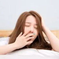 早上口臭太尴尬？也许你一直做错了这4点