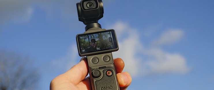 大疆Osmo Pocket 4，一个人也能拍出电影感