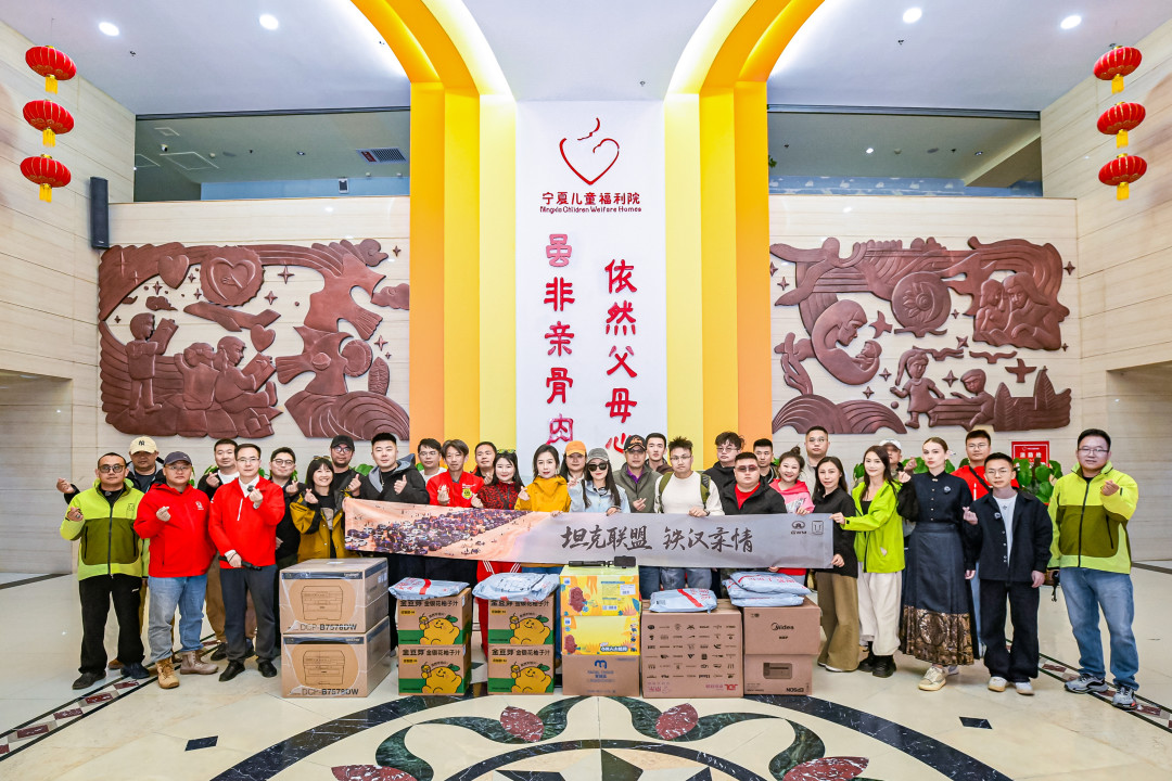 10月1日开幕,百万人进沙漠:开坦克去第一届英雄会前,先掰清“贵、危、车不行”三笔账