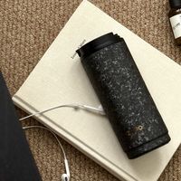9月刷屏的ZIPPO种草帖，主角已经不是火机：钛杯SKU、316版黑武士和火机党的摇头，一次对完