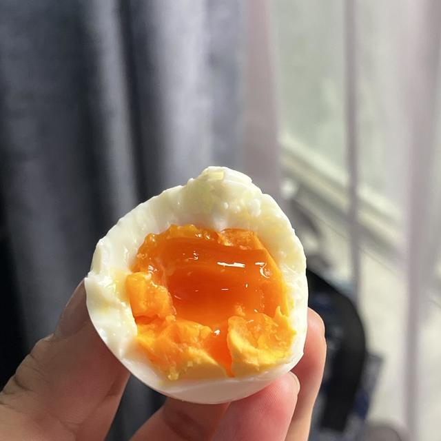 可生食、不腥、有蛋香是三件事：这个国庆，"黄天鹅腥"的帖子大多搞混了