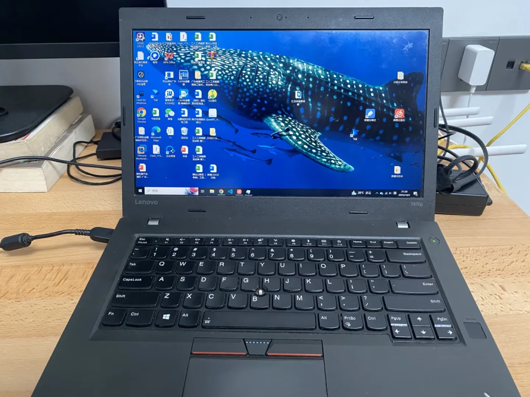 十年前的ThinkPad是“超级性能游戏本”?B站刷屏后UP主自己承认改了装:核完T470p的940MX、P50的900元成交价和五百多的内存税三本账,工程党折腾党国庆可捡,主力游戏党直接买新机