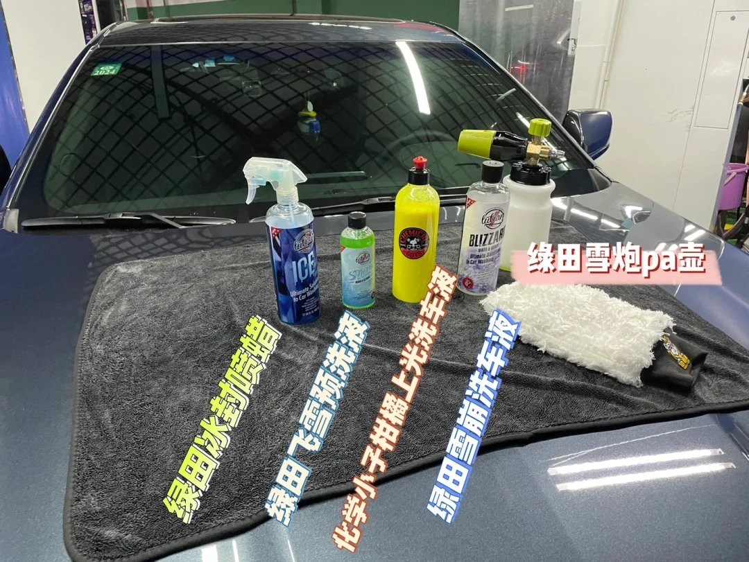 国庆自驾回来一身虫尸泥点不敢洗：翻完1710万播放问题帖和300条洗车评论，划痕的真凶不是洗车机