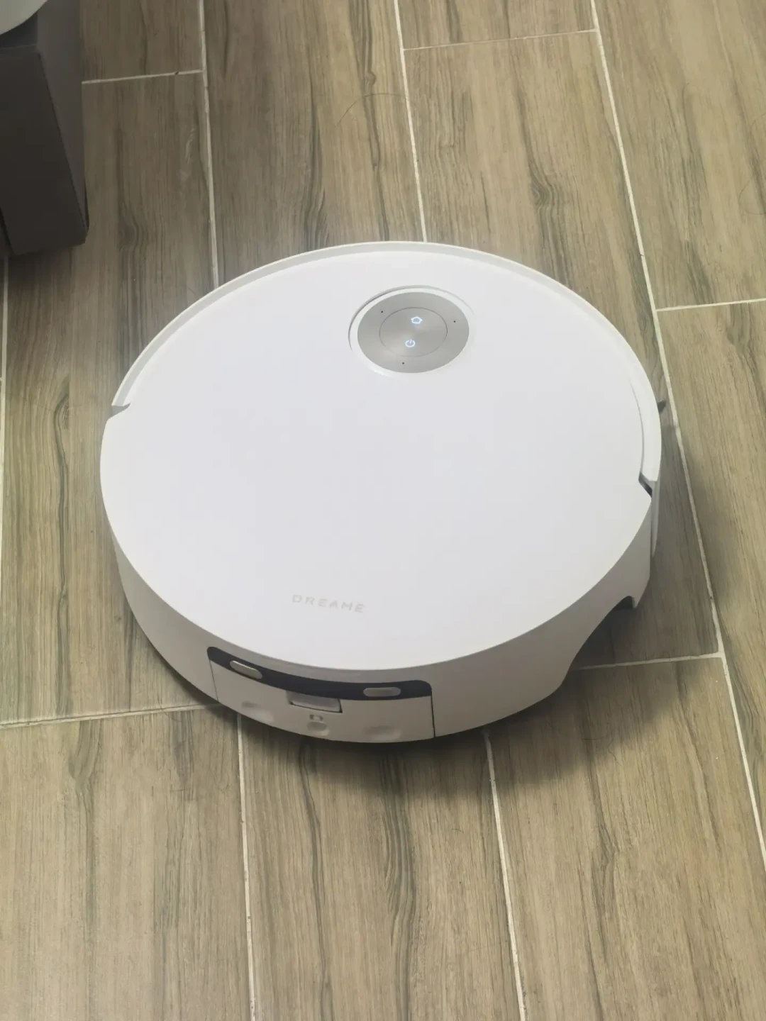 追觅扫地机双11开售前的这一周：X60Pro从挂牌5799被团购喊到「3000+」、Steam版号称180℃但拖完地瓷砖还是凉的——价签、型号矩阵、蒸汽溢价三本账我全对完了，付定金前先看这篇