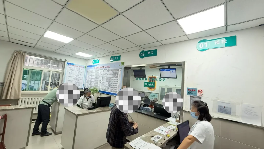 今年流感疫苗只剩三价:中央财政首次买单、医保个人账户能给全家付——国庆假期把全家接种排上,先算清剂次、钱和窗口这笔账