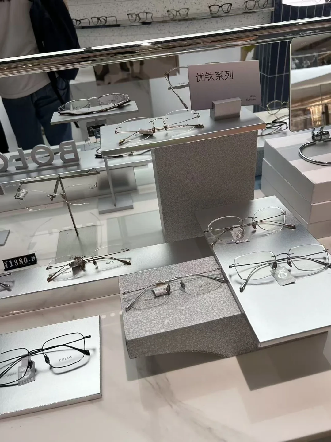 国庆暴龙新店扎堆