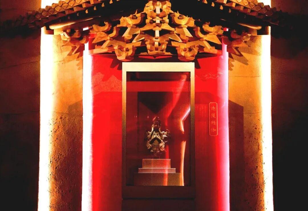 开封的“城摞城”博物馆试运营开馆:通稿钉死了什么、“6座城”“16层路”“活埋7次”各加了几层戏、29.9元和68元之间是冲还是等