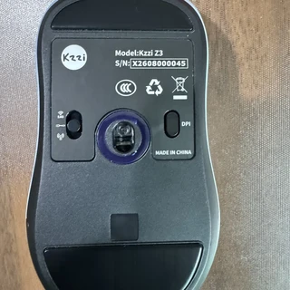 刷屏的Z3影刃大半是投放,但117mm小手模具是真的——16cm手长的瓦罗兰特玩家,该不该冲珂芝79元鼠标?