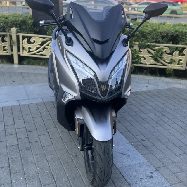 豪爵TVL350的改件清单一半是档口广告：翻完13位车主、140多条评论，护杠风挡记录仪到底谁先装
