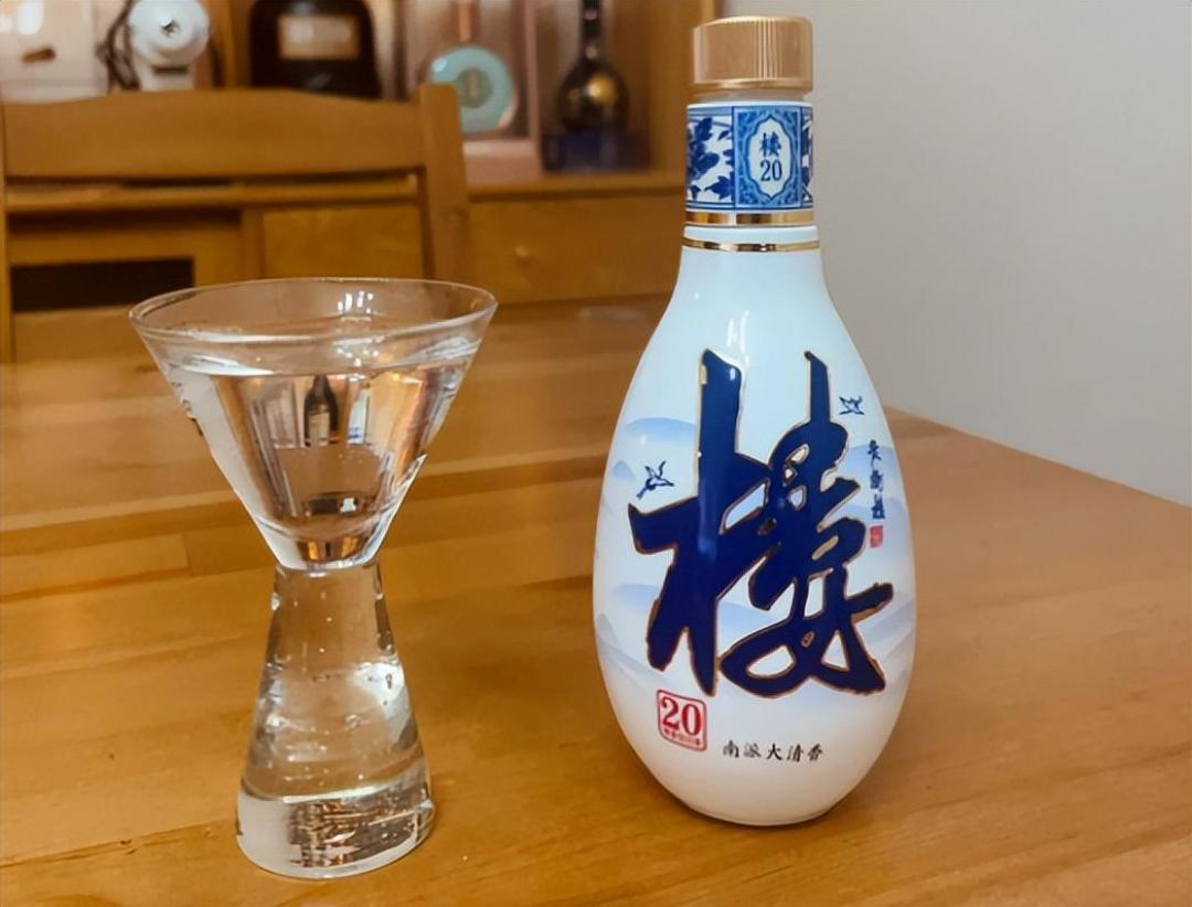 双11要来了:你蹲的青花郎480,9月已经出现过两次——开抢前,先把三张价目表、三堆酒分清楚