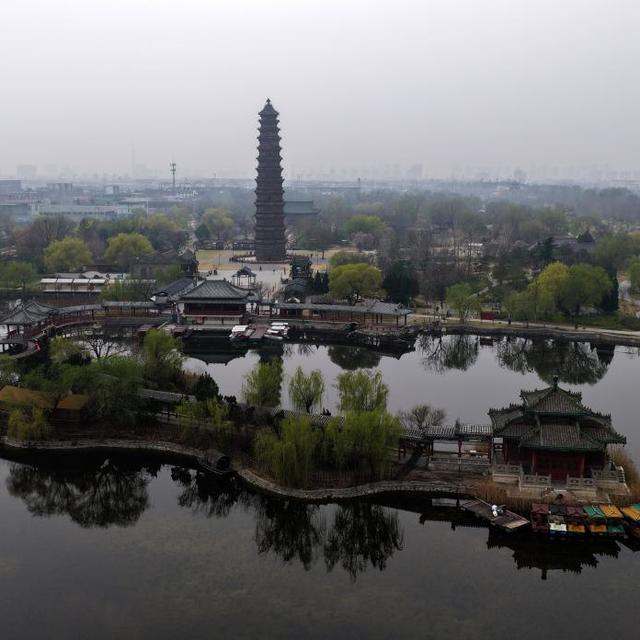 文明之旅走到靖康：播放量两个月跌去六成，评论率却翻近三倍——这周三那期，半路入坑的人该不该看