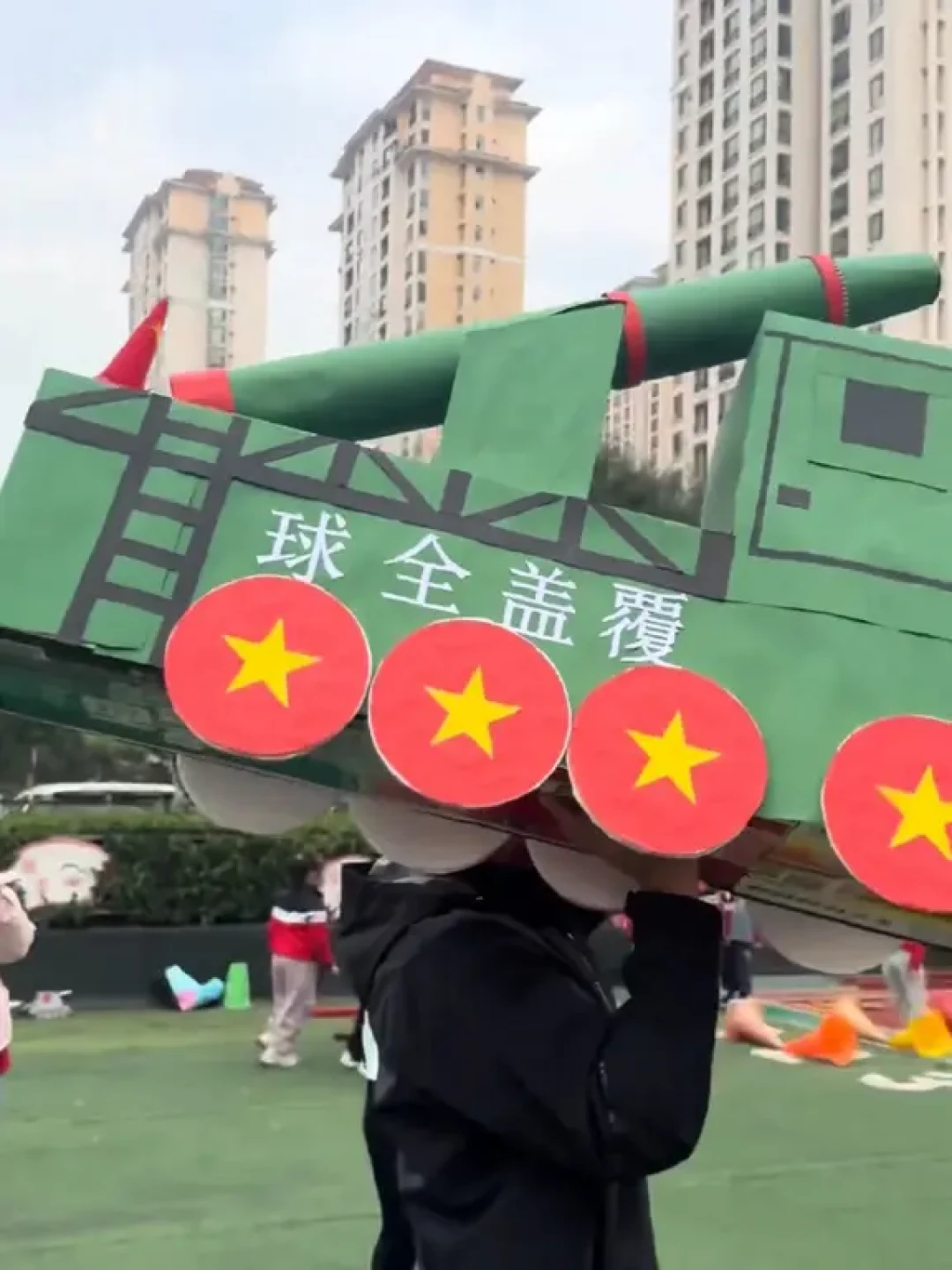 国庆还剩三天,娃的手工还空着:3篇万赞热帖85条评论里的四条路线账本,和