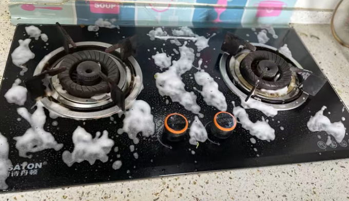 老管家油污清洁剂