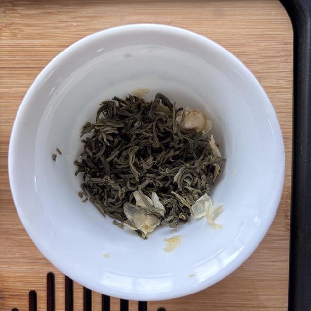 碧潭飘雪买哪档不交学费：单杯3块到22块，品味够用，静心“下不来”