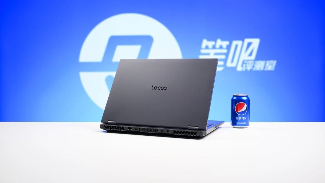 笔吧算完笔记本这一年涨价账:同一机型从8999挂到12999,有的反降409——今年还等双11吗