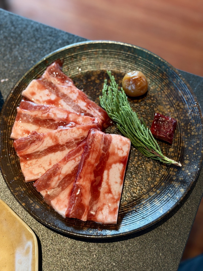 聚会餐饮