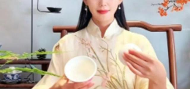 温杯礼仪与茶艺创新 | 茶艺美学10.7日报